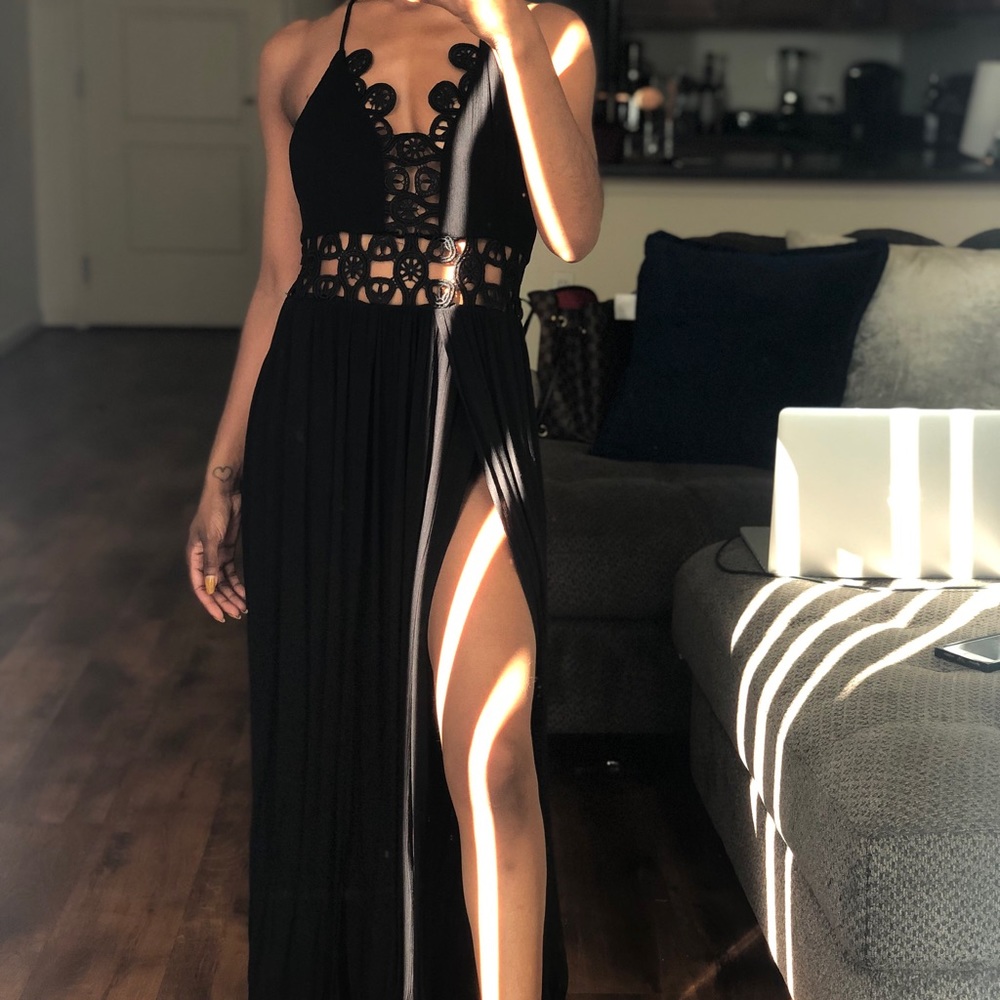 BLACK MAXI